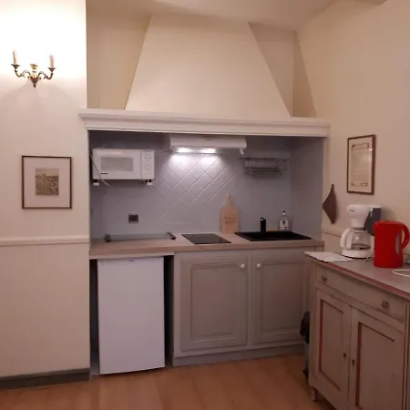 7 Chateau Des Gipieres Apartment